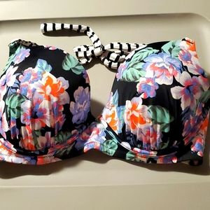 Shade & Shore Black Floral Bikini Top